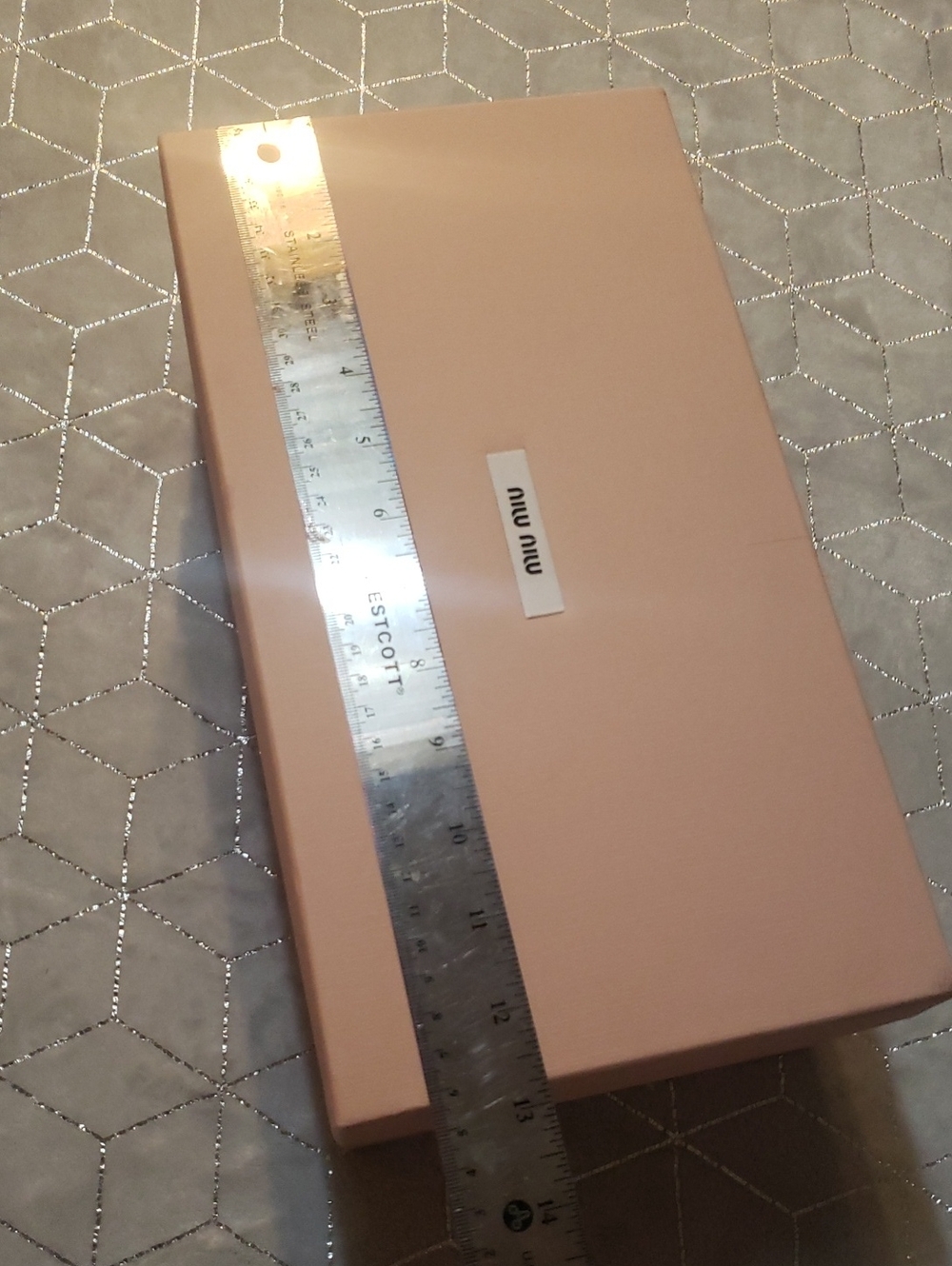 MIU MIU | Nude Color Empty Box - Picture 2 of 7